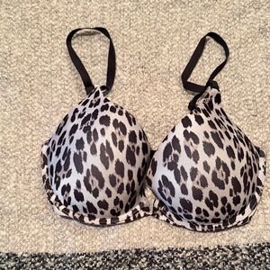 VS 32D The Nakeds Push Up Leopard Print Women's Bra